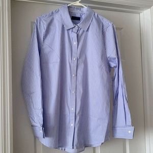 UNTUCKit Womens button down